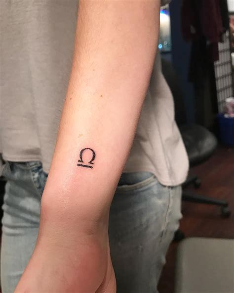 signo libra tatuaje mujer|40 ideas de Tatuaje libra 